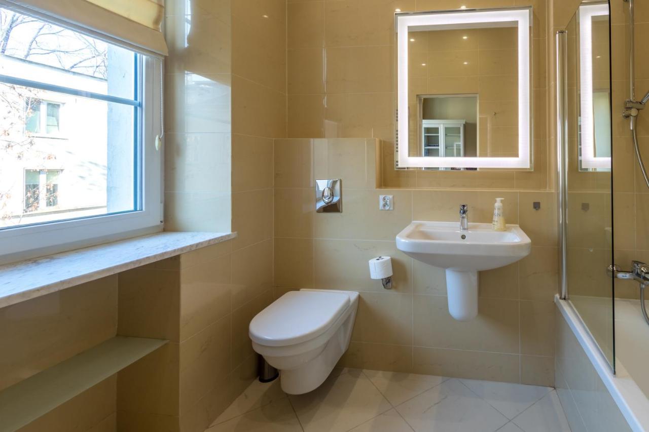 Apartament Luster I Obrazow Warsaw Ngoại thất bức ảnh